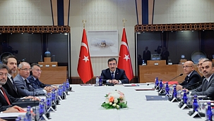 KÜLLİYE'DEKİ EKONOMİ ZİRVESİ SONA ERDİ!