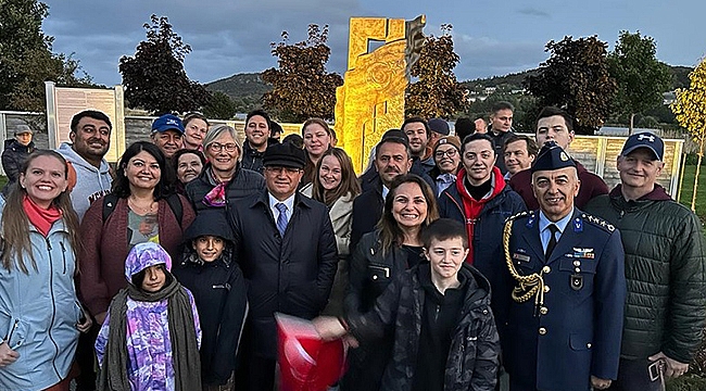 KANADA'DA ÇANAKKALE RUHU ANITI'NIN AÇILIŞI GERÇEKLEŞTİRİLDİ