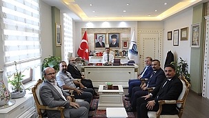 FİLİSTİN HALKI İLE DAYANIŞMA PLATFORMUNDAN VALİ AKTAŞ'A ZİYARET