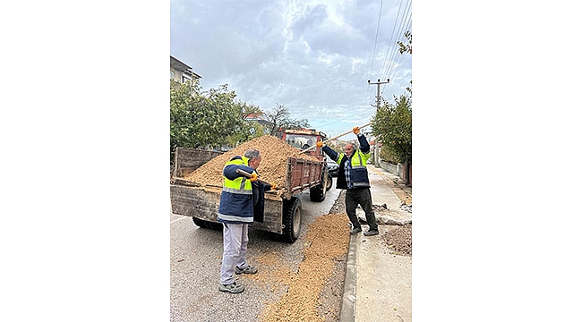 BELEDİYE EKİPLERİ SAHADA