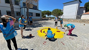 "KALE OKULUMU RENKLENDİRİYORUM" PROJESİ İLE OKULLAR CANLANIYOR