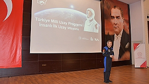 TÜRKİYE'NİN İLK ASTRONOTU ALPER GEZERAVCI ÇTSO'DA ÖĞRENCİLERLE BULUŞTU