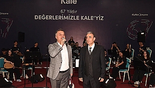 KALE GENÇLİK VE TÜRK MÜZİĞİ ORKESTRASI SAHNEDEYDİ
