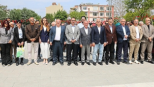 ENGELLİLER HAFTASI KAPSAMINDA ÇELENK SUNMA TÖRENİ GERÇEKLEŞTİRİLDİ