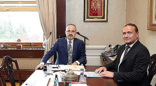 "GÜNLÜK HİÇBİR UCUZ TAVIR VE DAVRANIŞ MEMLEKET SEVDAMIZA ENGEL OLAMAZ"