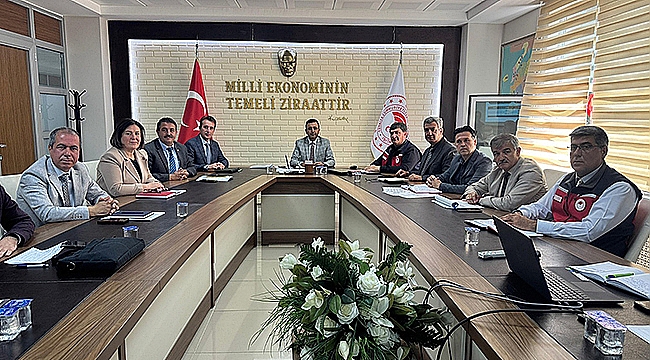 ŞUBE VE İLÇE MÜDÜRLERİ DEĞERLENDİRME TOPLANTISI YAPILDI