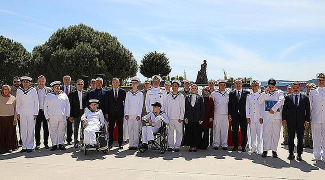 TEMSİLİ ASKERLİK TÖRENİ DUYGU DOLU ANLARA SAHNE OLDU