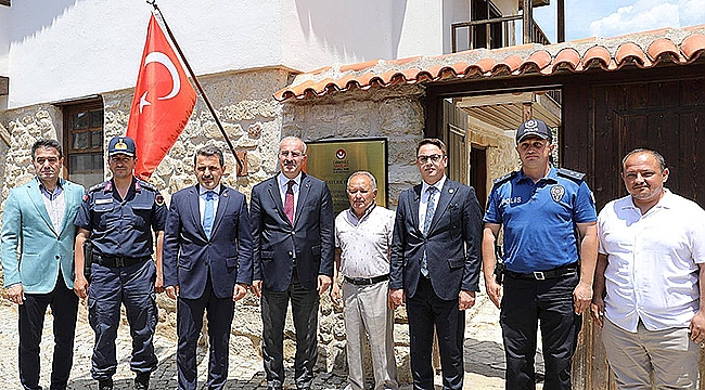 VALİ TORAMAN ATATÜRK EVİ VE MÜZESİ'Nİ ZİYARET ETTİ