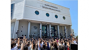  SİYASAL BİLGİLER FAKÜLTESİ MEZUNLARI KEPLERİNİ GELECEĞE ATTI