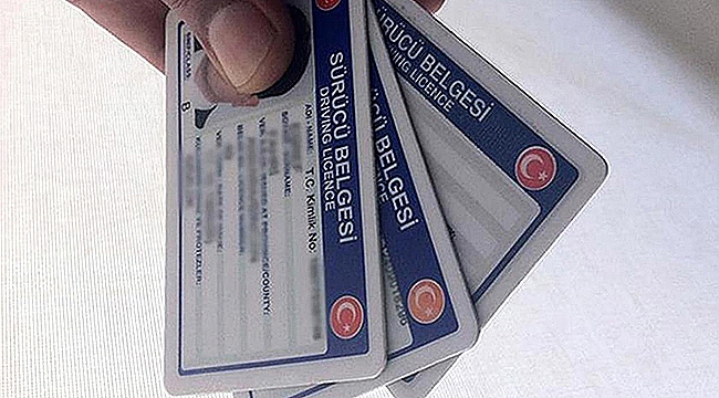 ESKİ EHLİYETLERDE SÜRE DOLUYOR