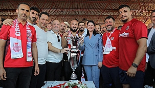 KIRKPINAR'DA TAHT YİNE ORHAN OKULU'NUN