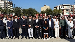  CHP ÇANAKKALE ÇELENK TÖRENİNE KATILDI