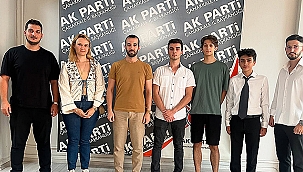  GENÇ ÇANAKKALE TOPLULUĞU'NDAN GENÇLİK KOLLARI BAŞKANI DENİZ'E ZİYARET