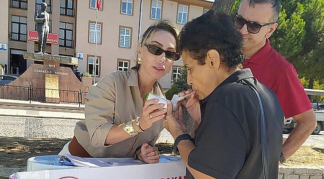 MOBİL SİGARA BIRAKMA POLİKLİNİĞİ KORDONDA VATANDAŞLARLA BULUŞTU