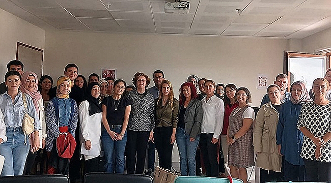  0-6 YAŞ ÇOCUKLARIN GELİŞİMİ İÇİN EĞİTİM DÜZENLENDİ