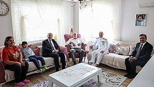 GAZİLER GÜNÜNDE ŞEHİT VE GAZİLER ZİYARET EDİLDİ