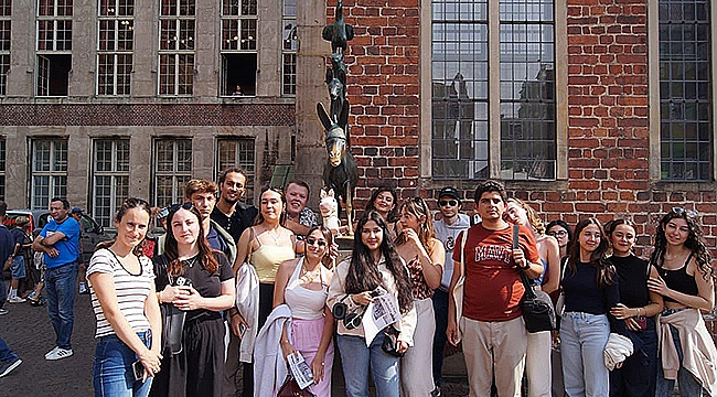 GENÇLİK LİDERLİĞİ PROJESİ'NİN ALMANYA ETABI DA TAMAMLANDI