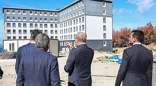 VALİ TORAMAN ULUPINAR KIZ ÖĞRENCİ YURDU İNŞAATINDA İNCELEMELERDE BULUNDU