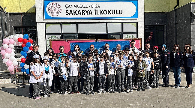  BİGA'DA "SAĞLIKLI ÇOCUK SAĞLIKLI GELECEK" ETKİNLİĞİ