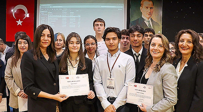 ÇANAKKALE'DE ERASMUS+ SERGİ VE SUNUM ETKİNLİĞİ DÜZENLENDİ