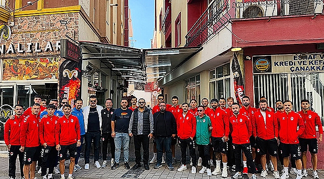 ÇANAKKALESPOR ŞEHİR ESNAFIYLA BİR ARAYA GELDİ