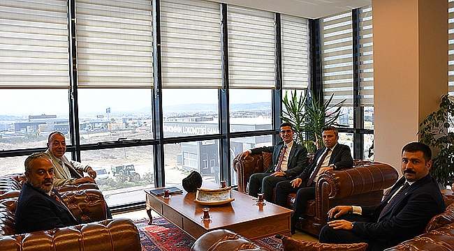  KAYMAKAMLARDAN ÇANAKKALE TİCARET VE SANAYİ ODASI'NA ZİYARET