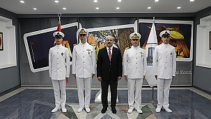 MSÜ DENİZ ASTSUBAY ÖĞRENCİLERİNDEN VALİ TORAMAN'A ZİYARET