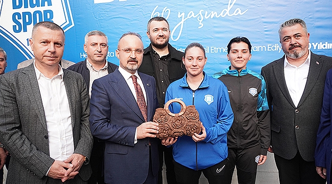 BÜLENT TURAN, BİGASPOR KULÜBÜNÜ ZİYARET ETTİ