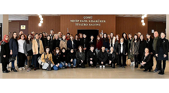 GÜZEL SANATLAR FAKÜLTESİ'NDE "ATA'YA SAYGI ÖĞRENCİ SERGİSİ" DÜZENLENDİ