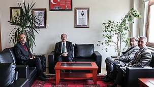  VALİ TORAMAN ÇOMÜ İLAHİYAT FAKÜLTESİ'Nİ ZİYARET ETTİ