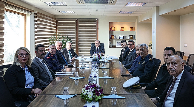 VALİ TORAMAN'DAN AKÇANSA VE ÇANAKKALE LİMANLARINA ZİYARET