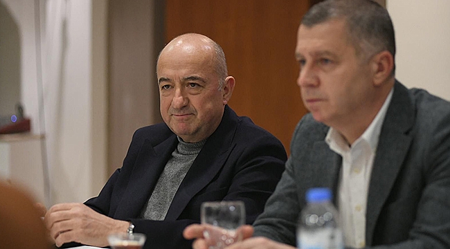 AK PARTİ'DE YILIN SON TOPLANTISI