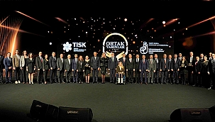 AKÇANSA'NIN YAPAY RESİF PROJESİNE ORTAK YARINLAR ÖDÜLÜ