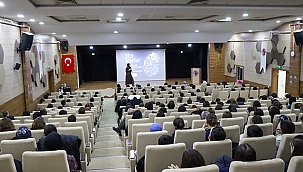 "BEN KİMİM?" SEMİNERİ GERÇEKLEŞTİ