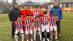 ÇANAKKALESPOR U12, GALATASARAY'I MAĞLUP ETTİ