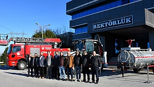 ÇOMÜ ARAÇ PARKINI YENİ TELESKOPİK KEPÇE İLE GÜÇLENDİRDİ