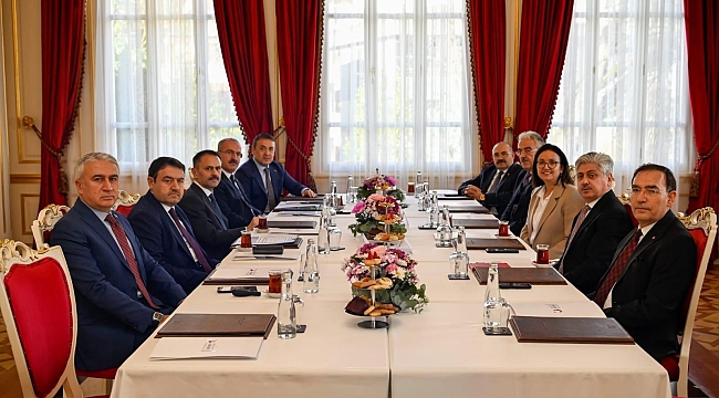 DÜZENSİZ GÖÇLE MÜCADELE KOORDİNASYON TOPLANTISI YALOVA'DA YAPILDI