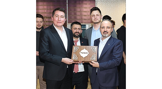 İÇİŞLERİ BAKAN YARDIMCISI BÜLENT TURAN, TÜGVA'DA GENÇLERLE BULUŞTU