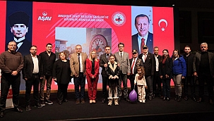 REKTÖR CÜNEYT ERENOĞLU, AŞAV BİRLİK VE BERABERLİK GECESİNE KATILDI