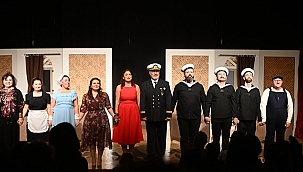 SÜT KARDEŞLER AYAKTA ALKIŞLANDI