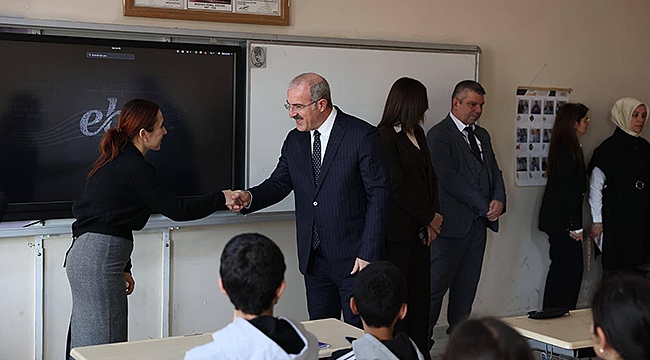 VALİ TORAMAN'DAN ATATÜRK ORTAOKULU'NA ZİYARET