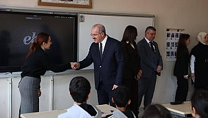 VALİ TORAMAN'DAN ATATÜRK ORTAOKULU'NA ZİYARET