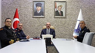 VALİ TORAMAN YENİ YIL TEDBİRLERİ TOPLANTISINA KATILDI