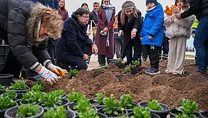ATIK ÇAY VE KAHVE POSALARINDAN YEŞEREN PROJE