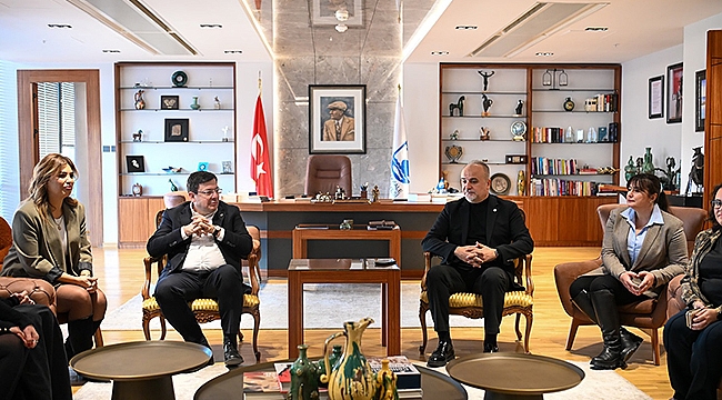 BAŞKAN ERKEK, BASIN VE HALKLA İLİŞKİLER ÇALIŞANLARIYLA BİR ARAYA GELDİ