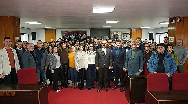 BAŞKAN HARUN ARSLAN BELEDİYENİN EMEKÇİLERİYLE YENİ YILI KARŞILADI