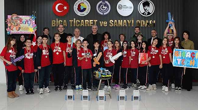 BİGAÇITECH ROBOTİK TAKIMI'NDAN BÜYÜK BAŞARI: 3 TURNUVADA 5 KUPA
