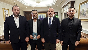 BÜLENT TURAN, HAK-İŞ VE HİZMET-İŞ YÖNETİCİLERİNİ KABUL ETTİ