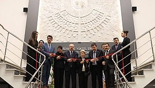 ÇOMÜ'DE MÜZİK VE SAHNE SANATLARI FAKÜLTESİ HİZMETE GİRDİ