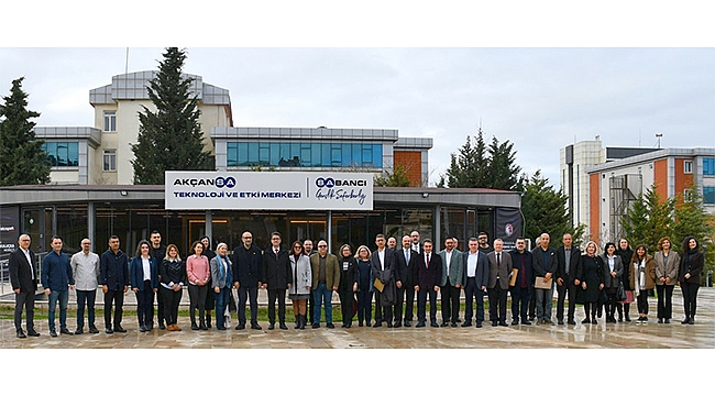 PROJE YÜRÜTÜCÜLERİNE ÖDÜL TÖRENİ DÜZENLENDİ